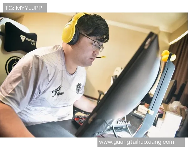 CSGO热议IG战队灵活性引发的战术争论与未来发展方向探讨